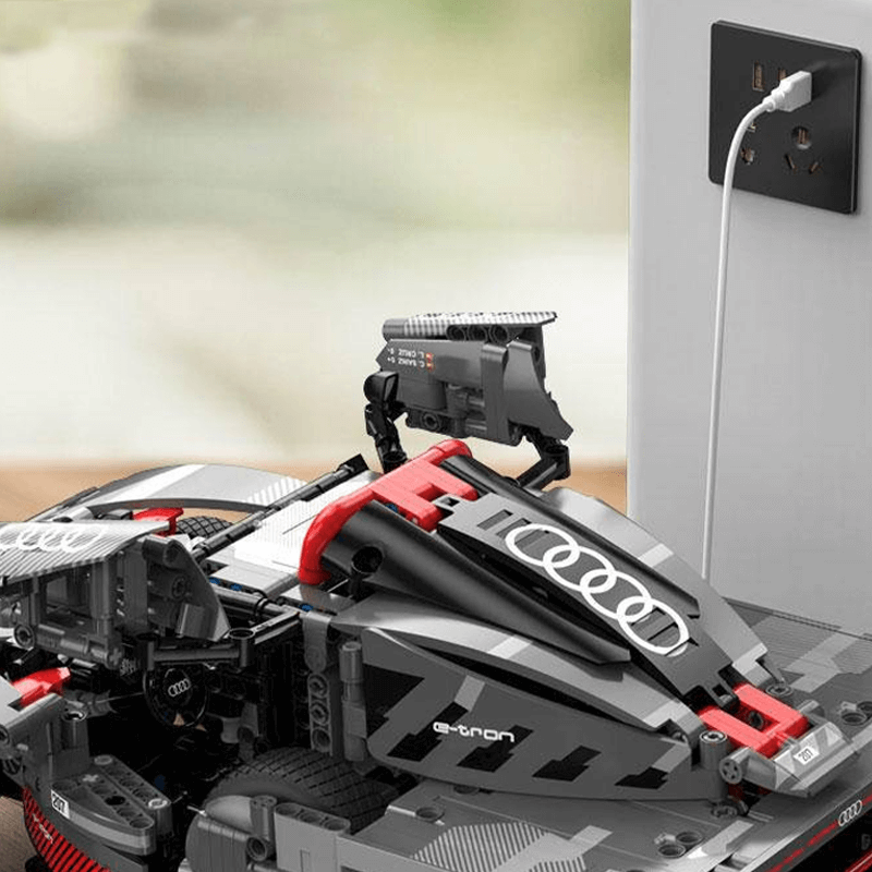 Remote Controlled Audi RS Q e-tron 1431pcs