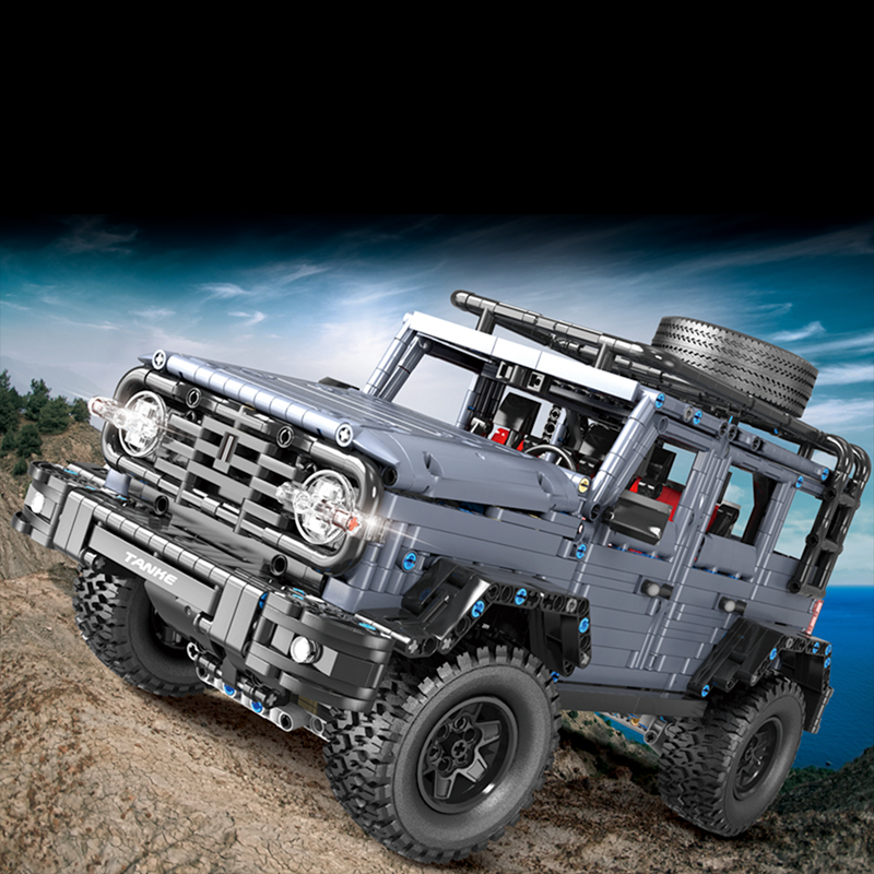 Remote Controlled SUV 2859pcs